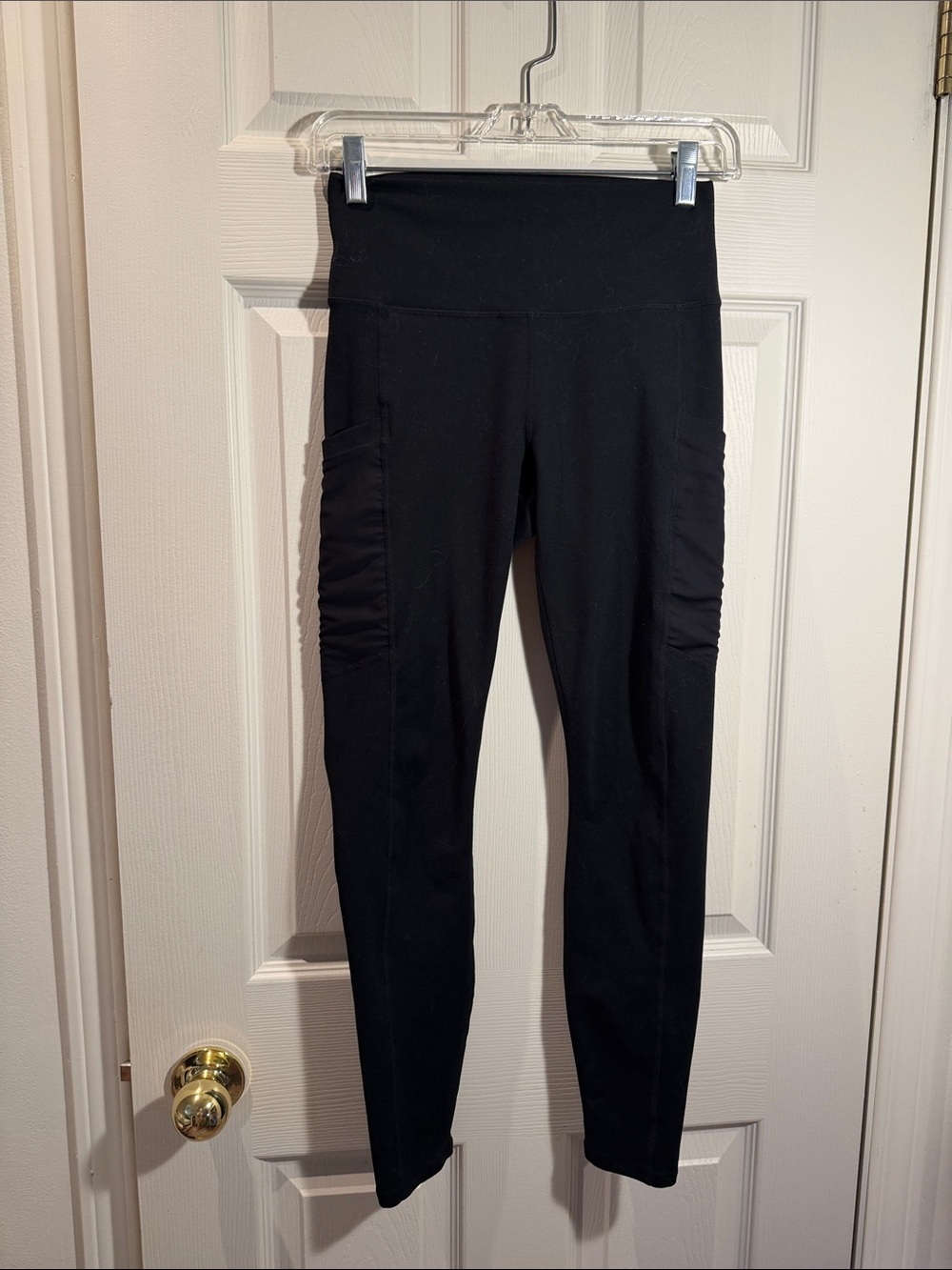 93 - Fabletics Black High-Waist Pocket Leggings with Side Detail